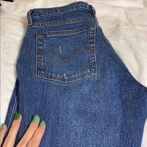 High waisted Levi jeans